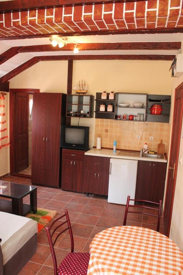 Apartments Bordo Tivat Habitación foto
